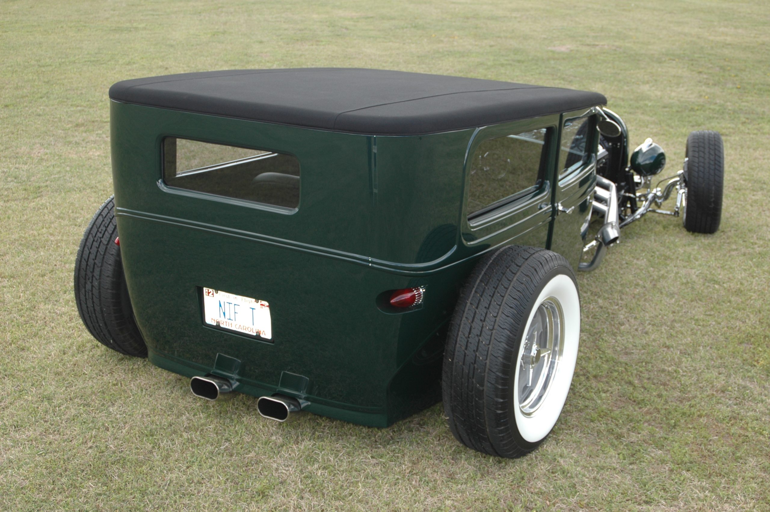 Green w/ White Walls 6