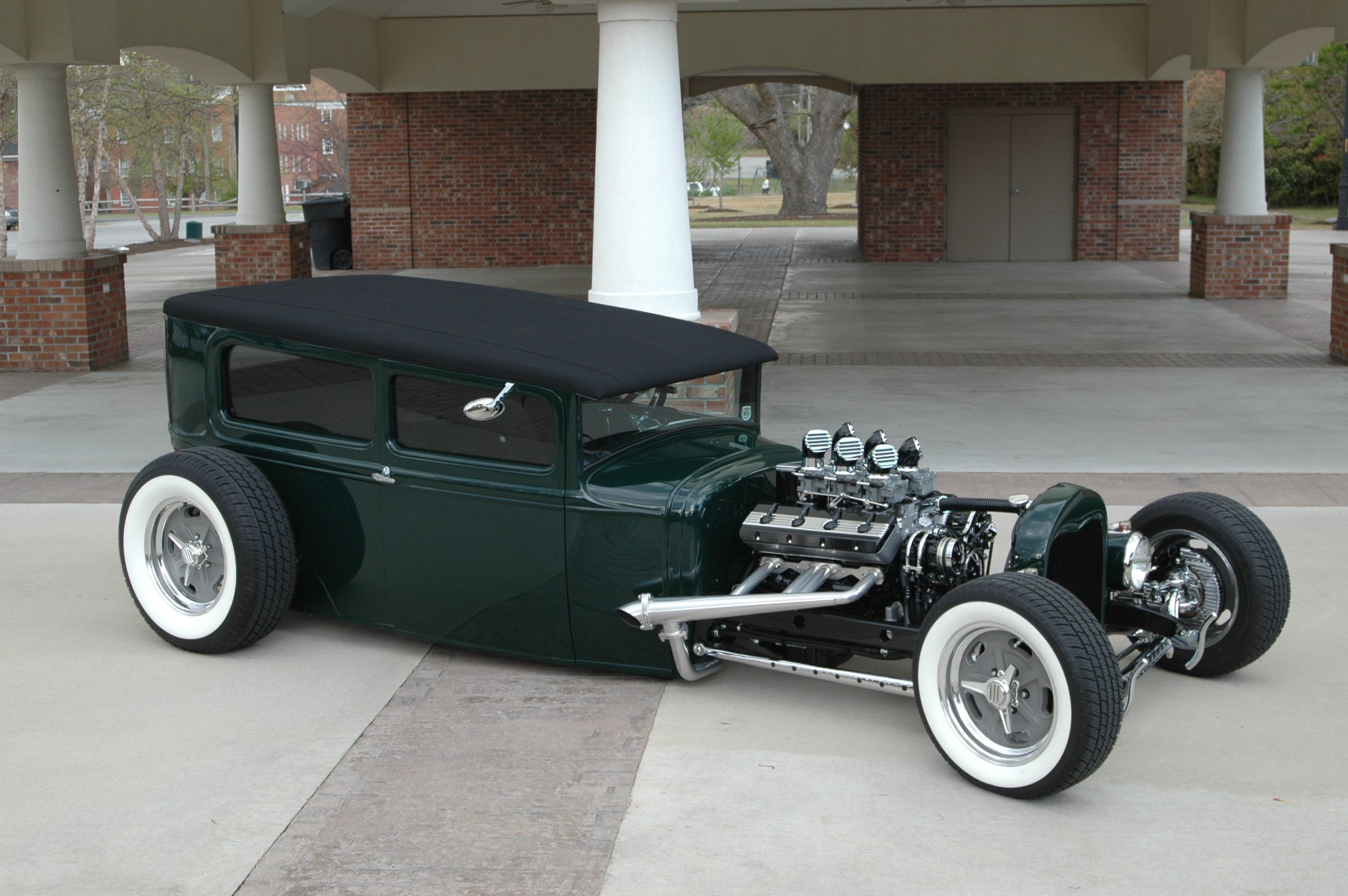 Green w/ White Walls 3