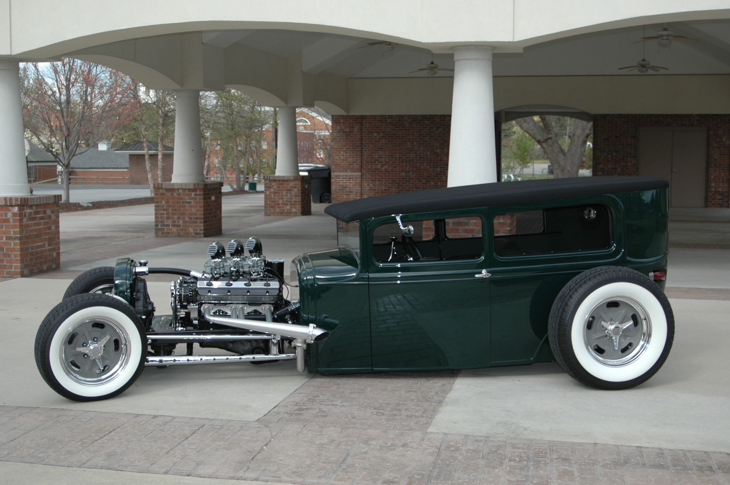 Green w/ White Walls