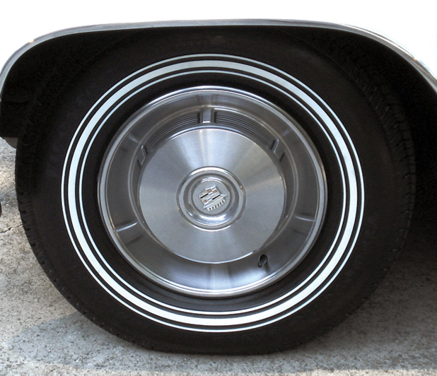 Cadillac Specialty White Wall Tires