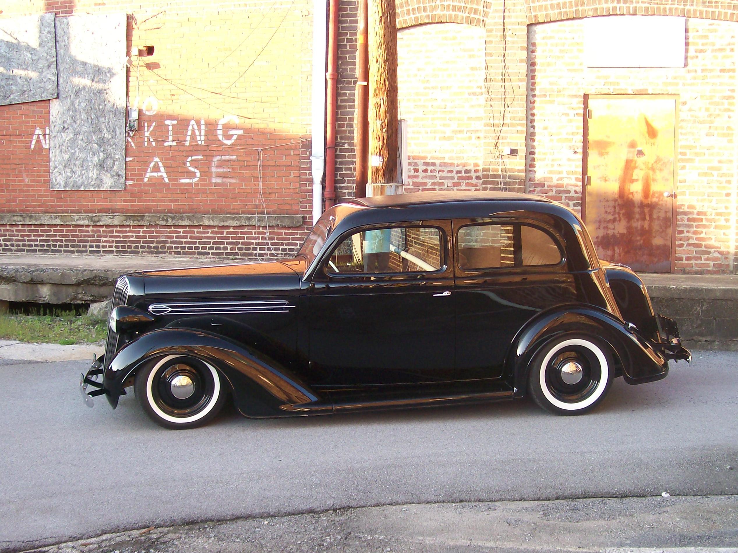 Black w/ White Wall Tires